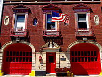  Bildansicht Reiseführer  in Boston Historisches Feuerwehrgebäude in Charlestown